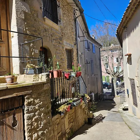 La Petite Maison Cereste Exterior photo