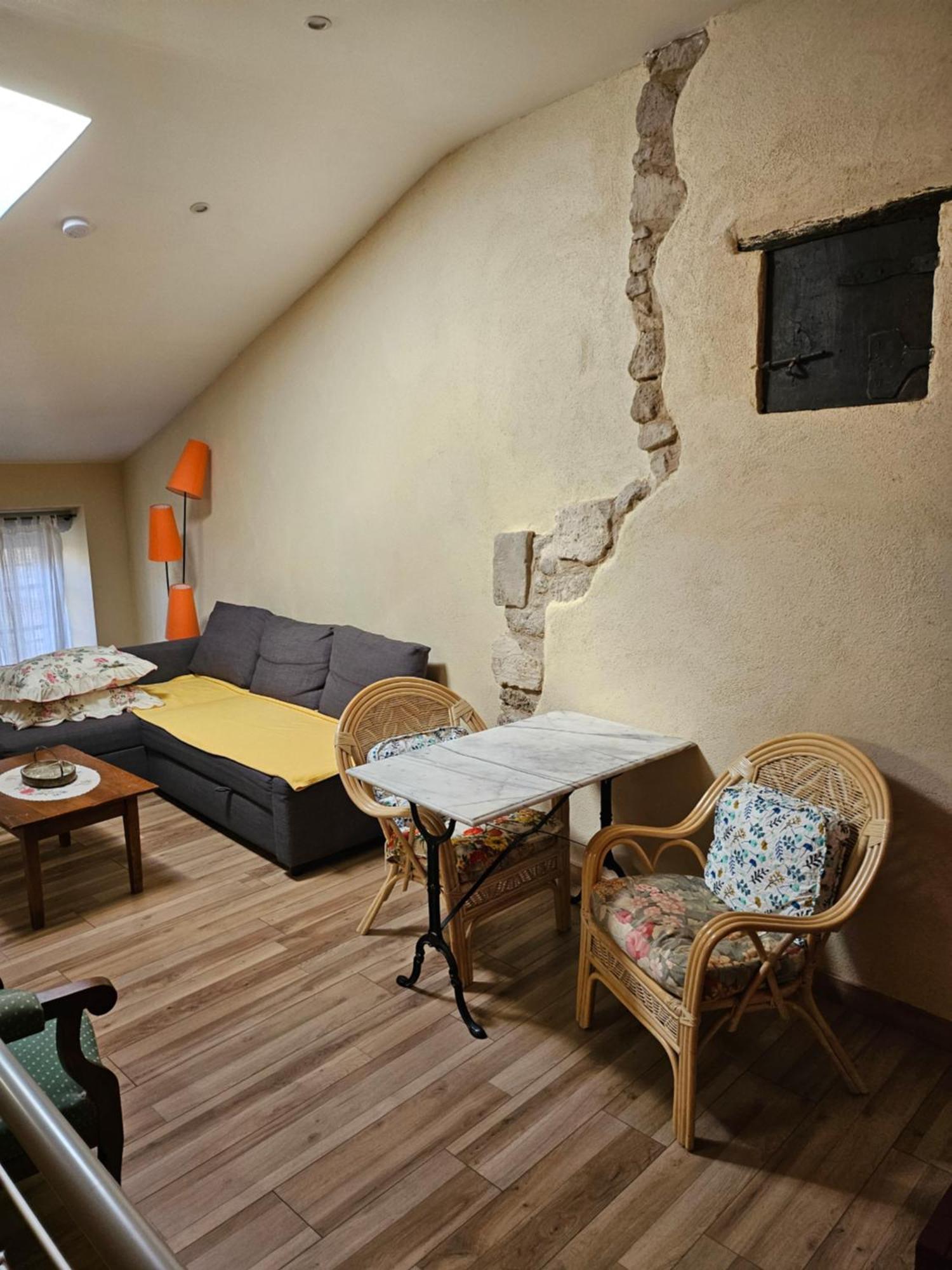 La Petite Maison Cereste